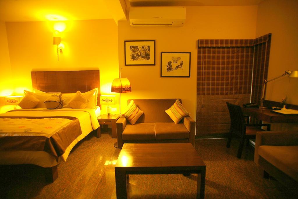 Justa Indiranagar Aparthotel Bangalore Exterior photo