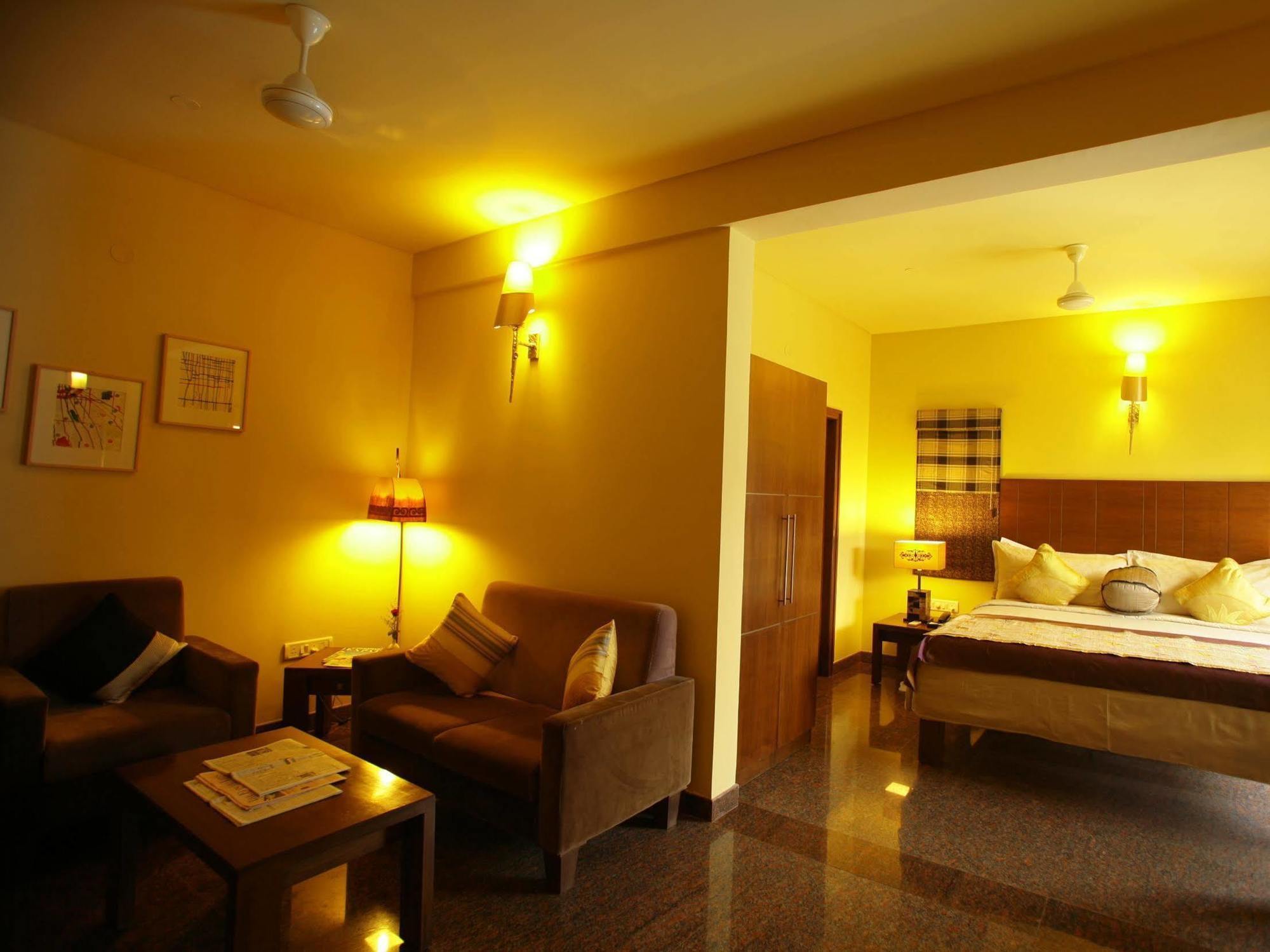 Justa Indiranagar Aparthotel Bangalore Exterior photo